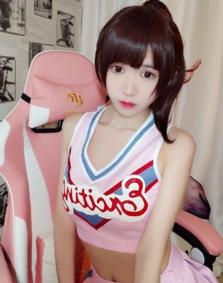 男女边摸边吃奶边做爰动漫